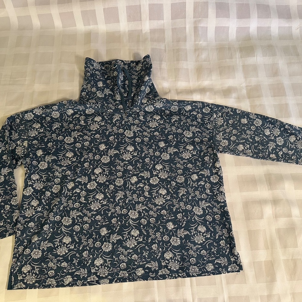 NWT Women’s 2XL Chaps blue and white floral cowl neck sweatshirt - Picture 2 of 9